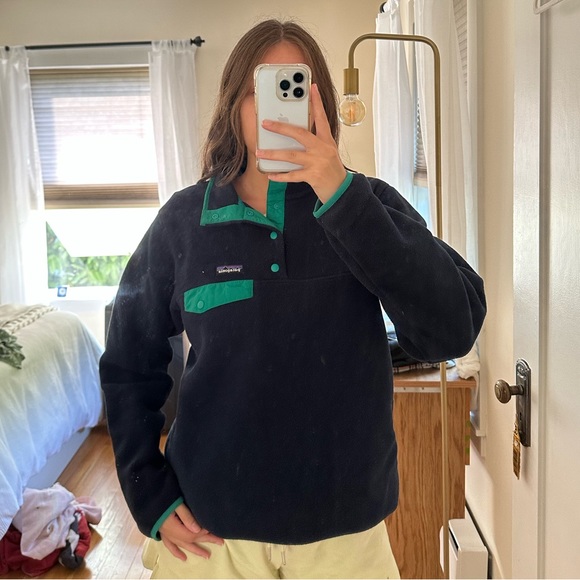 Patagonia Jackets & Blazers - Women’s Patagonia Synchilla Snap Fleece Pullover size L